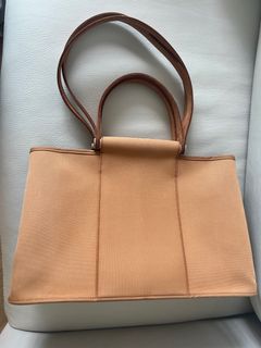 （分類：）位於 。 由 ICC228 提交（商品編號 1364798566，圖片 1）。簡介： 。