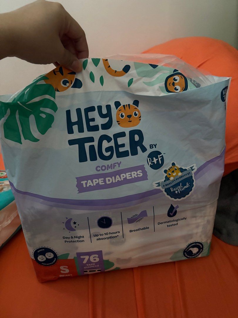 Hey Tiger (Small size) (Category: Diapers & Baby Wipes) located in Mandaluyong City. Submitted by cocoy.trends (Listing ID 1364822272, Image 3). Description: Hey Tiger with 35 pcs remaining. Hindi na kasya kay baby. Size: Small. Opened ito pero kept in a clean place. I can do meet-up at Boni MRT or SM Light Mall. Angkas padala or Lalamove will do also. Shipping fee c/o buyer..