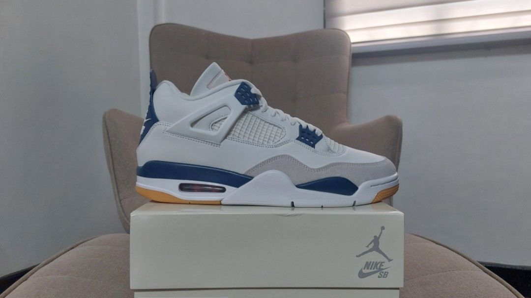 Jordan 4 Retro SB Navy (Category: Sneakers) located in Quezon City. Submitted by cisnarf (Listing ID 1364815967, Image 1). Description: -Nike SNKRS PH release..