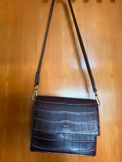 （分類：）位於 。 由 tweetyf. 提交（商品編號 1364785271，圖片 1）。簡介： 。