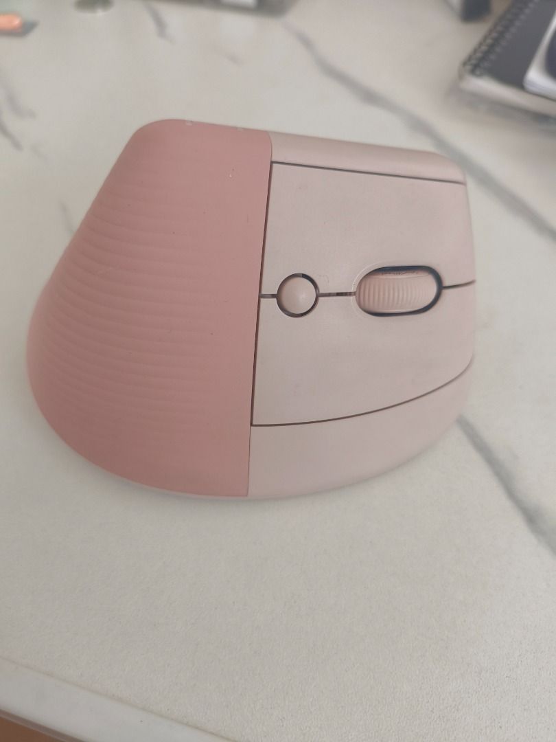 Logitech LIFT (Category: Mouse & Mousepads) located in Caloocan City. Submitted by oliverval61534 (Listing ID 1364813359, Image 1). Description: RUSH SELLING NEGOTIABLE Logitech LIFT Pink Mouse Manila Area 2500 pesos Negotiable.