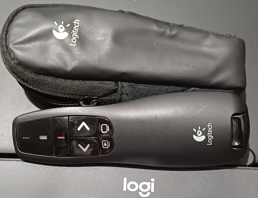 Logitech R400 Wireless Presenter, Computers & Tech, Parts & Accessories ...