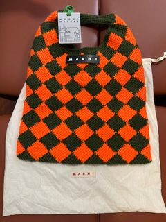 （分類：）位於 。 由 herewegooooo 提交（商品編號 1364801352，圖片 1）。簡介： 。