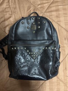 (Category: ) located in . Submitted by aminiman23 (Listing ID 1364763762, Image 1). Description: .