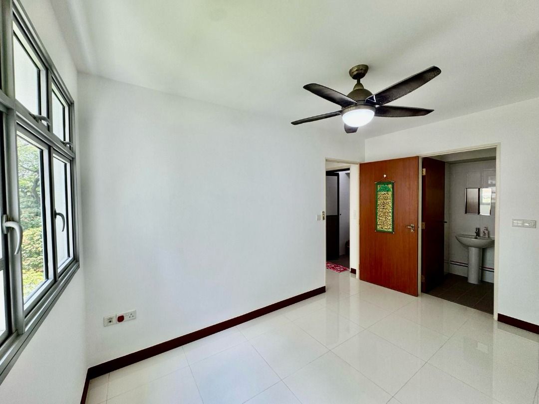 New MOP-96B Henderson Road62853065242627114