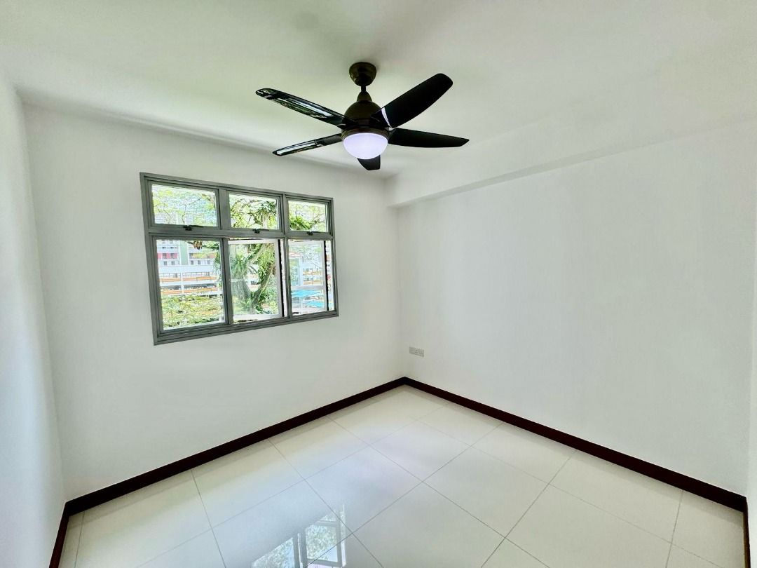 New MOP-96B Henderson Road62853065242627112