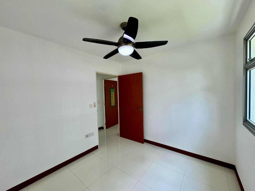 New MOP-96B Henderson Road62853065242627113