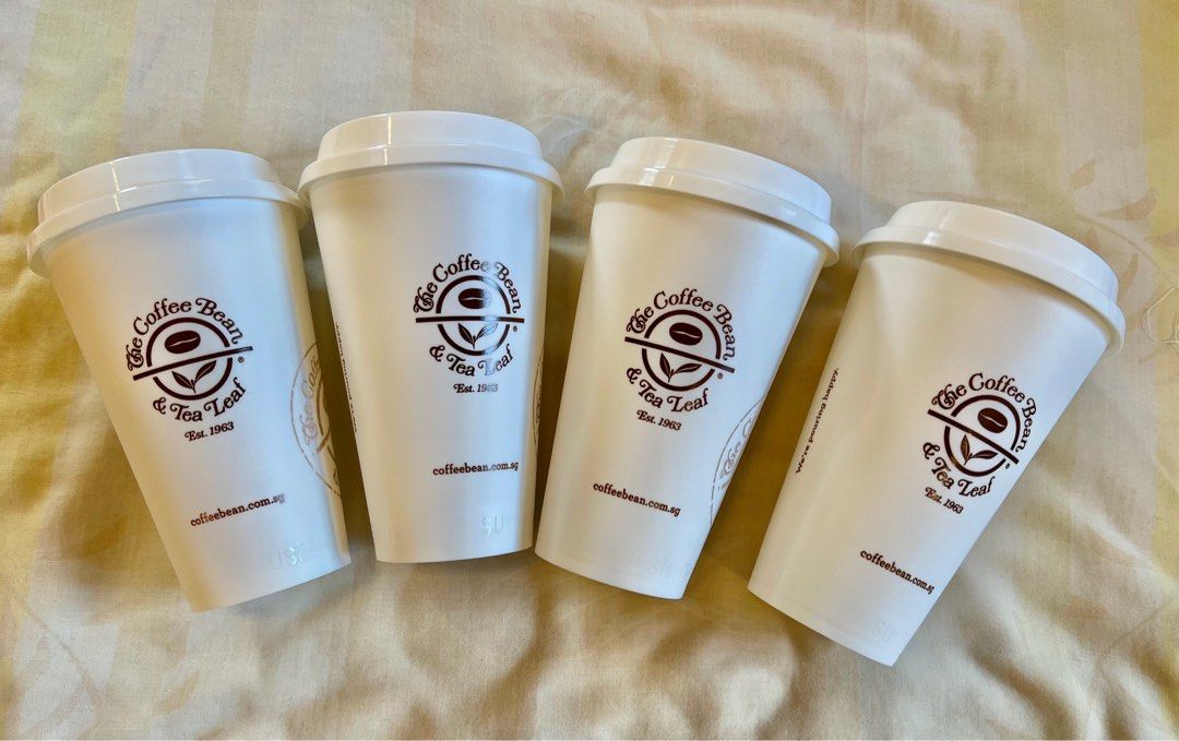 Original The Coffee Bean and Tea Leaf Reusable Cup (Category: Coffee & Tea Tableware) located in San Mateo. Submitted by pinksceneph (Listing ID 1364843297, Image 2). Description: Brand New Original The Coffee Bean and Tea leaf Reusable Plastic Cups 500 ml ( 16oz) Per piece: 125 pesos Bundle ( 4 pcs): 420 pesos - BPA free, microwavable ( remove lid before putting in the microwave) - dishwasher safe - can be use on hot and cold drinks.