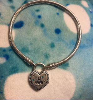 PANDORA FANTASY LAND CASTLE HEART BRACELET