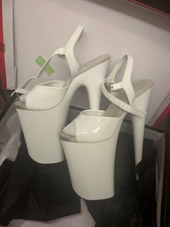 （分類：）位於 。 由 kellyhoiching 提交（商品編號 1364796742，圖片 1）。簡介： 。