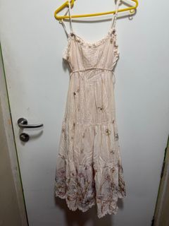 (Category: ) located in . Submitted by preloved.relovedme (Listing ID 1364857322, Image 1). Description: .