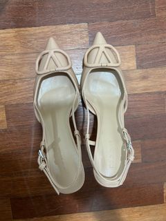 (Category: ) located in . Submitted by xinxin097631451 (Listing ID 1364888433, Image 1). Description: .