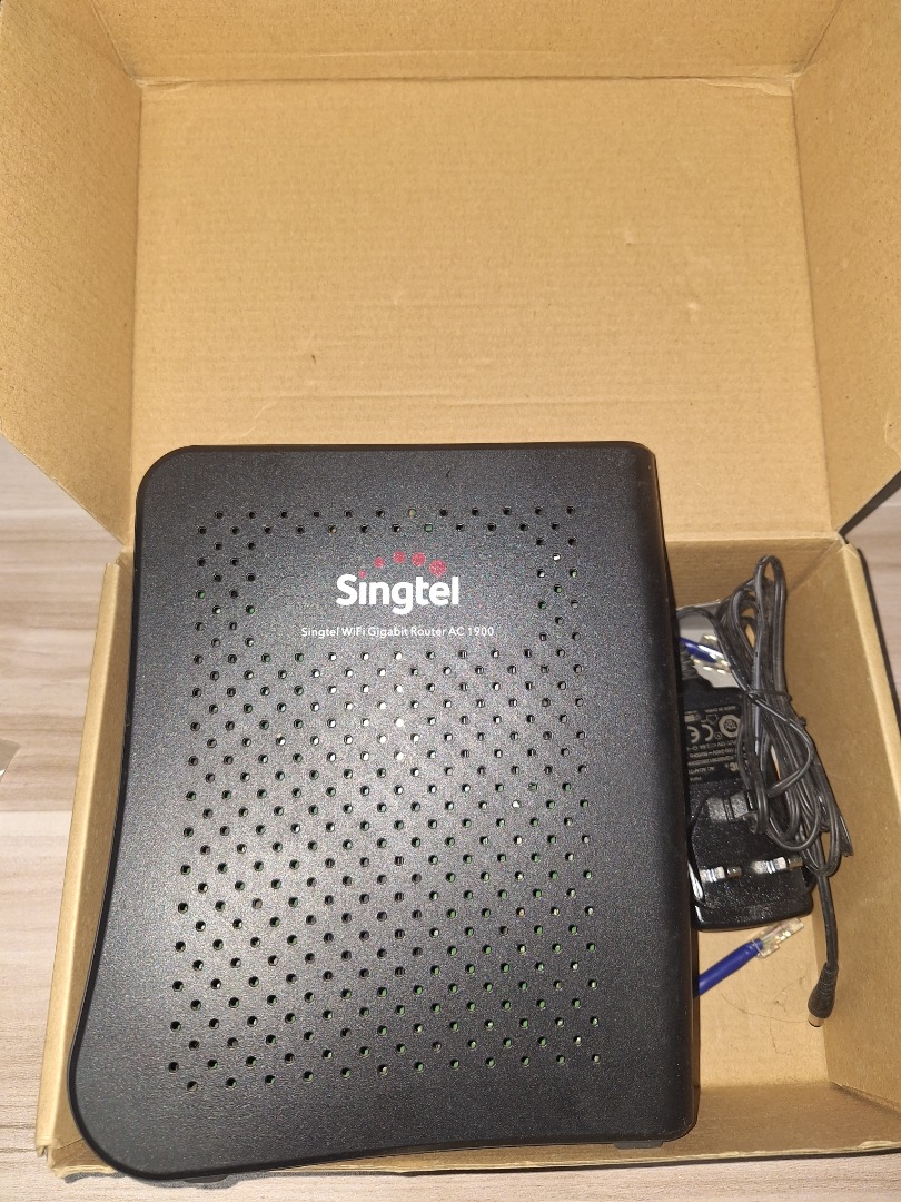 Singtel Mesh Router AC1900 - Free, Computers & Tech, Parts ...
