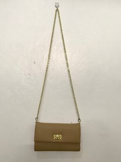 (Kategori: ) berada di . Dikirim oleh yaa.secondstuff (ID iklan 1364800683, Gambar 1). Deskripsi: .