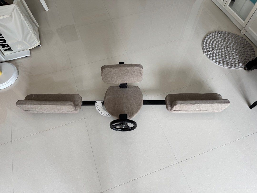 Split stretching machine (Category: Other Sports Equipment and Supplies) located in Singapore. Submitted by zxedacus (Listing ID 1364930367, Image 2). Description: Bought this item for my kids to learn splits but they don’t bother to. So it’s very new as it’s super under utilised. Collect at Bukit panjang Gangsa road.