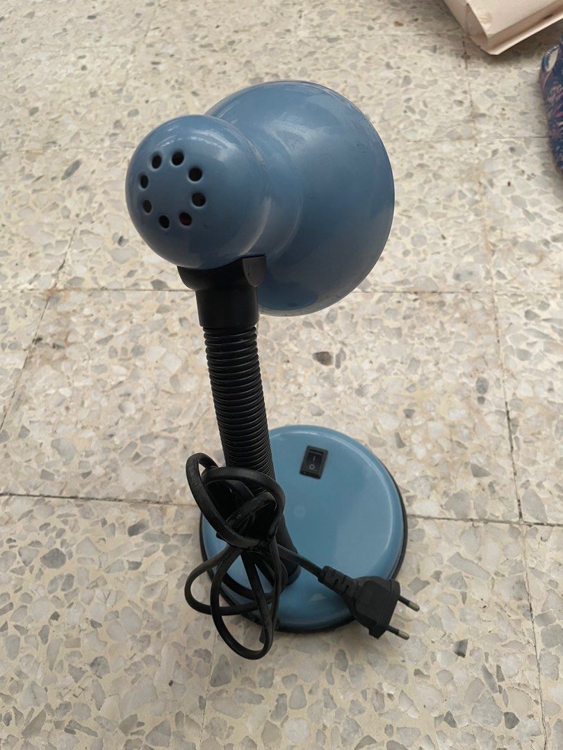 Study lamp (Category: Lighting) located in Kuala Lumpur. Submitted by afiqsara (Listing ID 1364828479, Image 2). Description: Salam mesra warga mudah, Lampu untuk dijual. Keadaan masih baik. Harga berpatutan. Kalau rasa mahal boleh chat dan tawarkan harga. Kalau ngam ok saja untuk teruskan transaksi. COD sahaja di Shell HTAR. Apa apa chat ya. Terima kasih.
