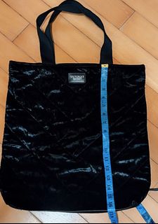 （分類：）位於 。 由 k.m.a 提交（商品編號 1364902673，圖片 1）。簡介： 。