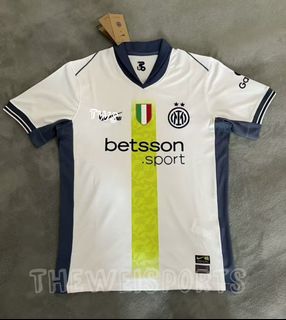 (Category: ) located in . Submitted by TheWeiSports (Listing ID 1364840113, Image 1). Description: .