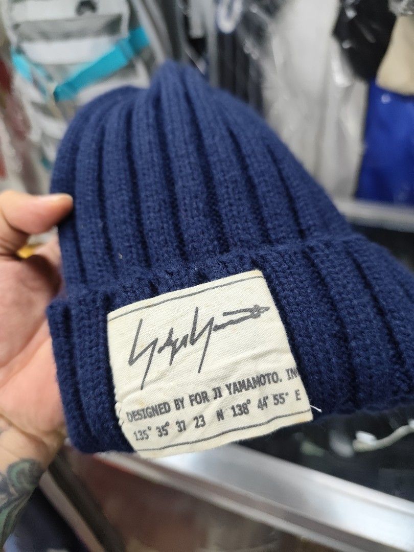 Yoji yamamoto (Category: Luxury Accessories) located in Navotas City. Submitted by mistej (Listing ID 1364922559, Image 3). Description: yoji yamamoto beanie authentic guaranteed.