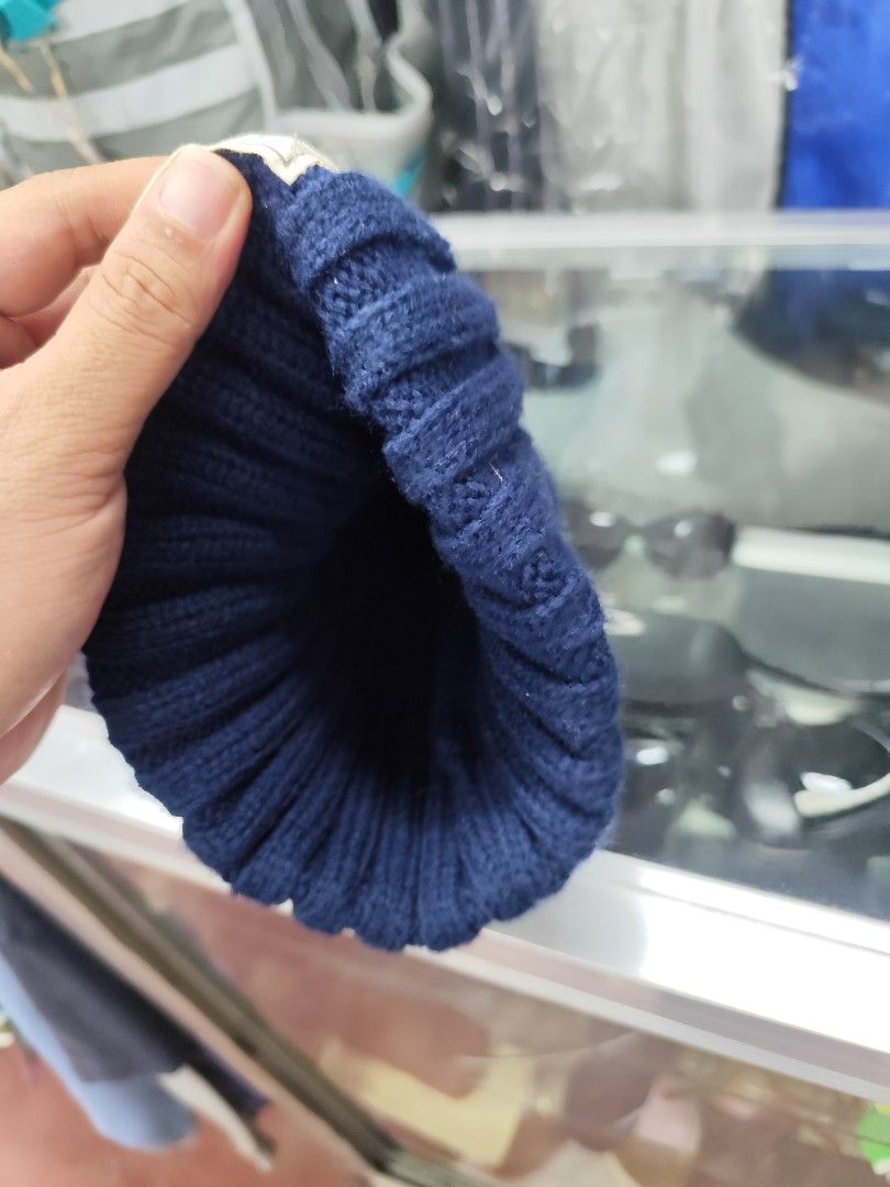 Yoji yamamoto (Category: Luxury Accessories) located in Navotas City. Submitted by mistej (Listing ID 1364922559, Image 2). Description: yoji yamamoto beanie authentic guaranteed.