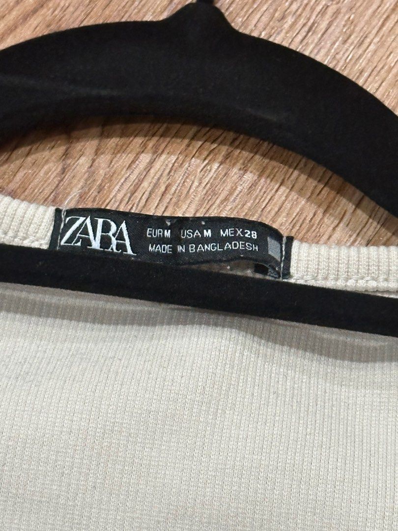 ZARA Beige Square Neck Top (Category: Blouses) located in Manila. Submitted by decluttering77 (Listing ID 1364943312, Image 2). Description: - beautiful condition! thick tela - says m on tag but fits xs-s.