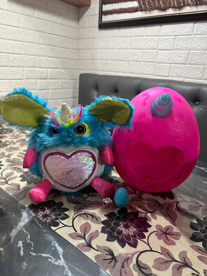 Zuro Rainbocorns (Category: Designer & Blind Box Toys) located in Manila. Submitted by libienbien (Listing ID 1364926404, Image 3). Description: More on display lng po sya Interchangeable sequence design .