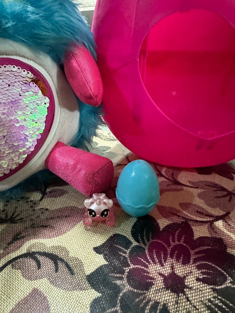 Zuro Rainbocorns (Category: Designer & Blind Box Toys) located in Manila. Submitted by libienbien (Listing ID 1364926404, Image 2). Description: More on display lng po sya Interchangeable sequence design .