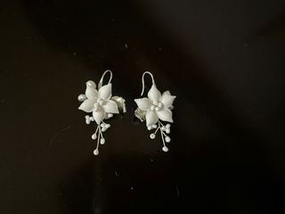 白色花花耳環 婚紗耳環 結婚物資 White Floral dangle earrings64193274166146110
