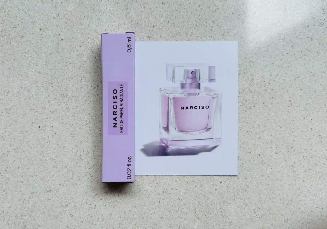 NARCISO Eau de Parfum Radiant 30ml未開封