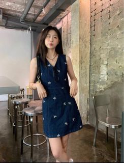 （分類：）位於 。 由 toomuchconfidence 提交（商品編號 1365026142，圖片 1）。簡介： 。