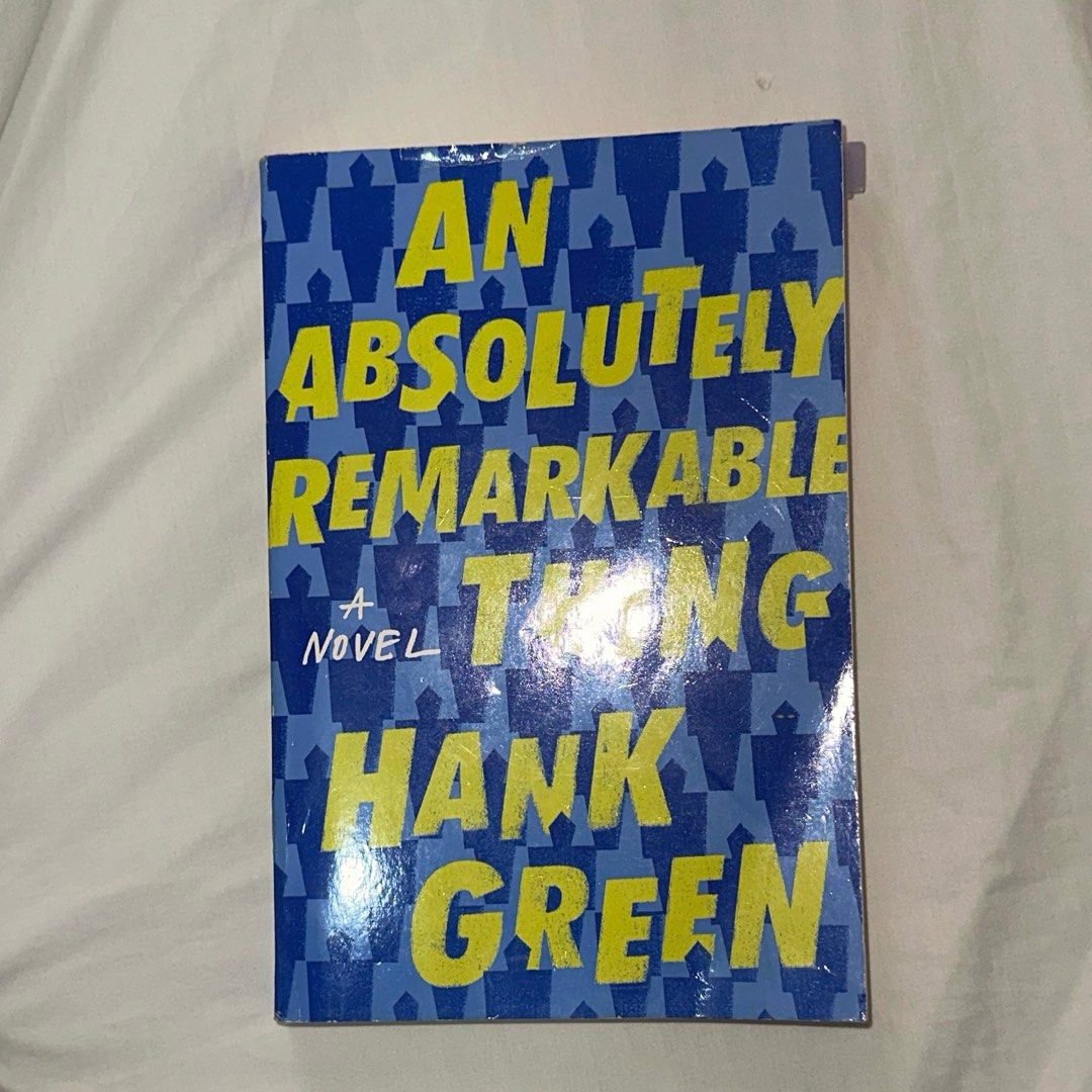 An Absolutely Remarkable Thing by Hank Green (Category: Storybooks) located in Bulacan. Submitted by gabsattic (Listing ID 1364973067, Image 1). Description: Selling!! An Absolutely Remarkable Thing by Hank Green - Okay condition Shipping is available Meetups around Bulacan, Santa Maria or Malolos.