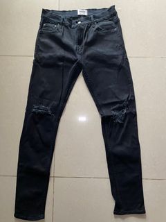 (Kategori: ) berada di . Dikirim oleh rilemari (ID iklan 1365023625, Gambar 1). Deskripsi: .