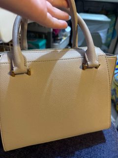 （分類：）位於 。 由 amy__c 提交（商品編號 1365100376，圖片 1）。簡介： 。
