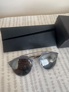 （分類：）位於 。 由 coolcat_73272f 提交（商品編號 1364961297，圖片 1）。簡介： 。