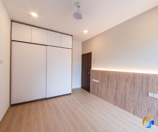 (Category: ) located in . Submitted by cosmosdecorsg (Listing ID 1364966977, Image 1). Description: .
