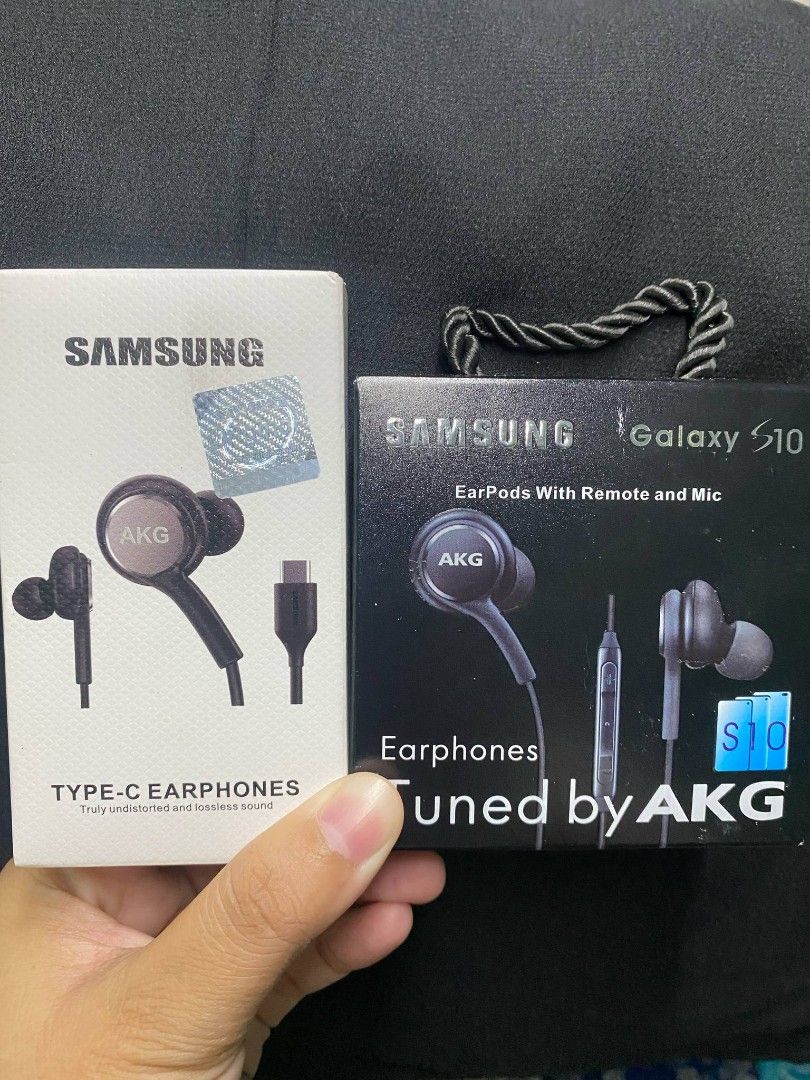 Earphone type c & jack type (Category: Earphones) located in Manila. Submitted by milasgadgetph (Listing ID 1364957354, Image 1). Description: .