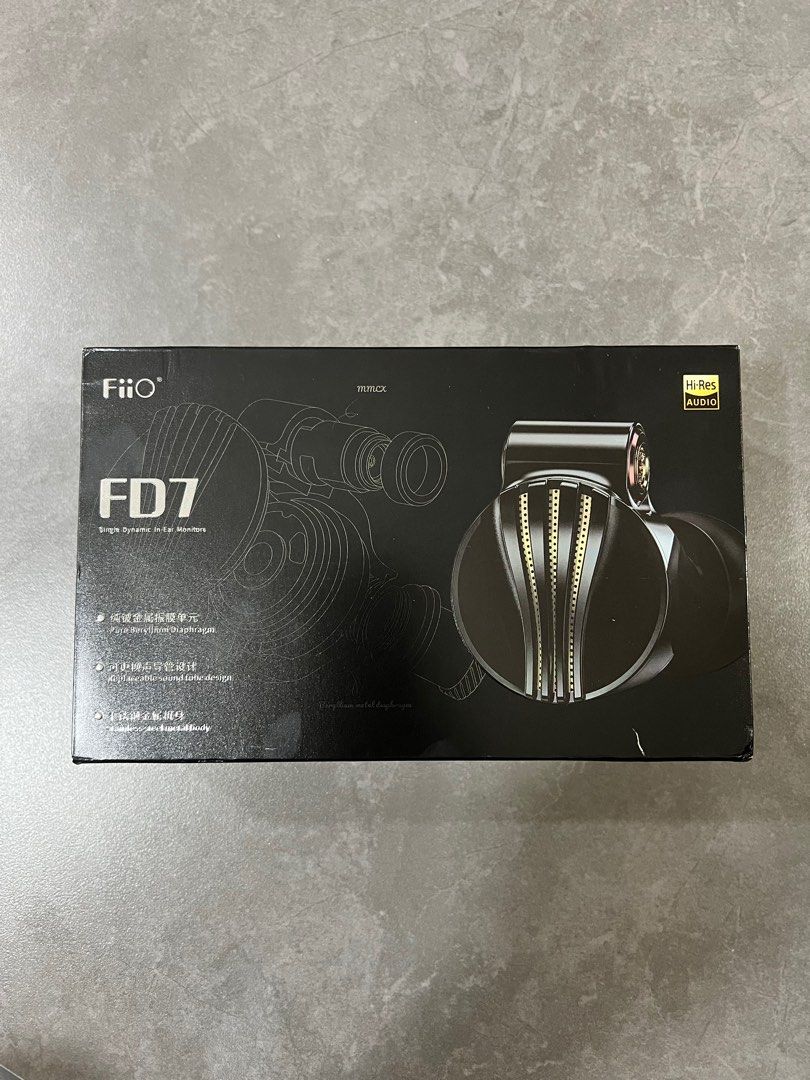 Fiio FD7 (Category: Earphones) located in Singapore. Submitted by easonmusic7 (Listing ID 1365093649, Image 2). Description: Like New Full Set .