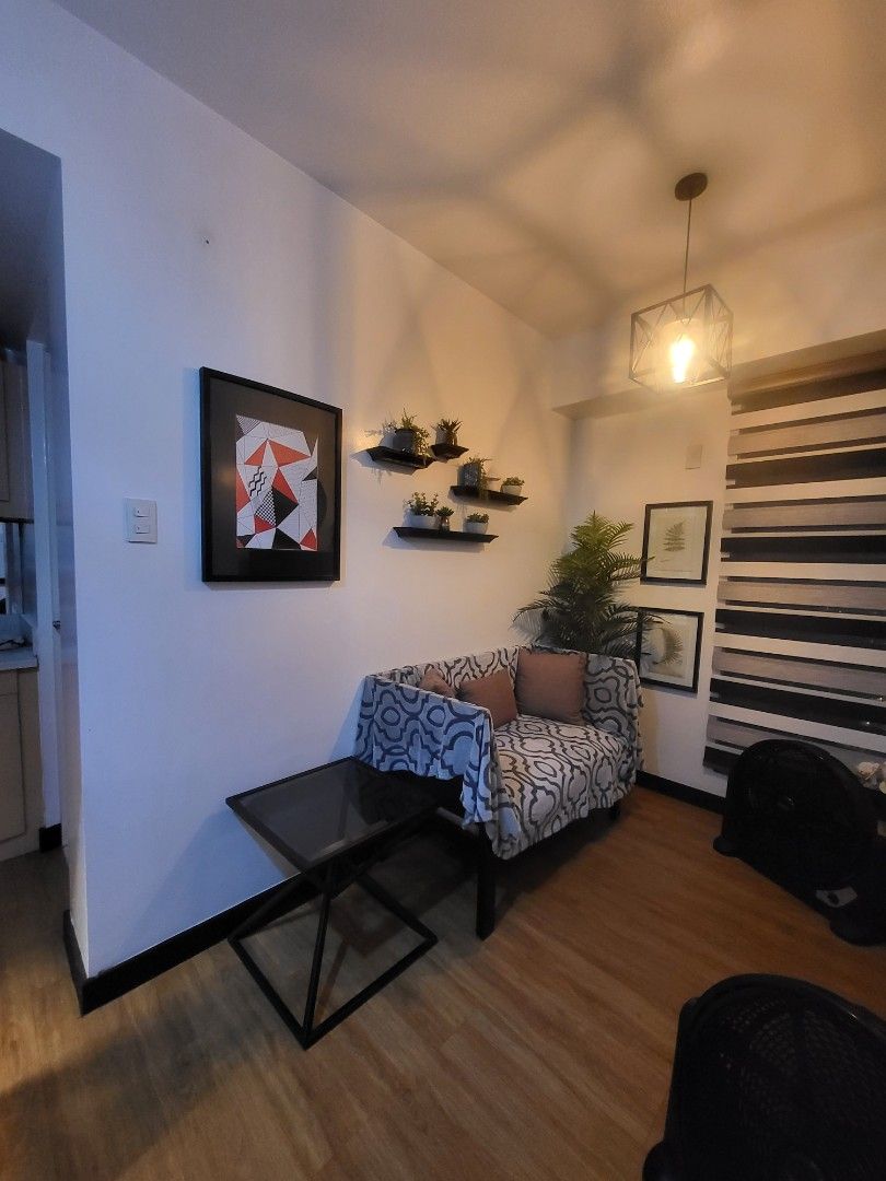 Flair Condominium for Sale (Category: Apartments & Condos) located in Mandaluyong City. Submitted by cfiveacars (Listing ID 1365006222, Image 3). Description: **For Sale: Cozy Fully Furnished Condo at Flair Tower North, Mandaluyong City – Your Urban Oasis Awaits!** Elevate your lifestyle with this charming 34 sq meter fully furnished condo unit on the 27th floor of the prestigious Flair Tower North Condominium in the heart of Mandaluyong City! Th