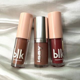 FOR BUNDLE ONLY- ISSY COWGIRL AND BLK LIP TINTS