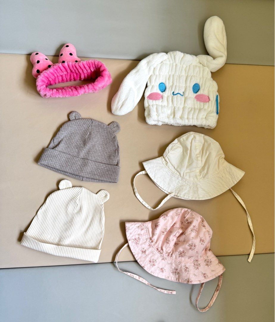 H&M Hats & Bonnets (Category: Babies & Kids Fashion) located in Rizal. Submitted by jpspaceph (Listing ID 1364988106, Image 1). Description: ⭐️ 500 (Take all) 🌟 2-6months 🌟 RFS: Baby doesn’t like hats - outgrown 🌟 Condition: Brand New 🌟 MOP: GCASH 🌟 NO MEET-UPS 🌟 Same-day delivery via Grab/Lalamove (buyer’s expense) .