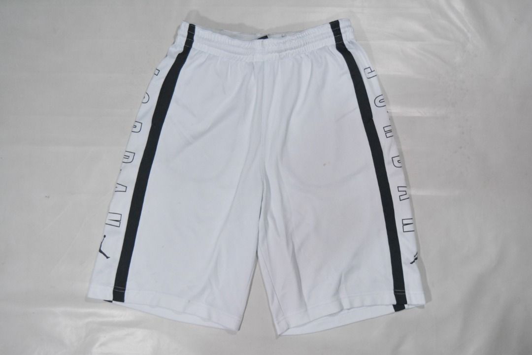 jordan (Category: Shorts) located in Baguio. Submitted by sellingtonshop (Listing ID 1365066303, Image 1). Description: 10. Nike Air Jordan script Shorts YXL fits S mens W: 26-30 L: 21 very Good -washable Stain mine: 480 steal: 580 grab: 680.