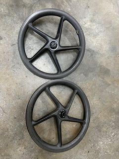 (Category: ) located in . Submitted by bzcycles (Listing ID 1364972893, Image 1). Description: .