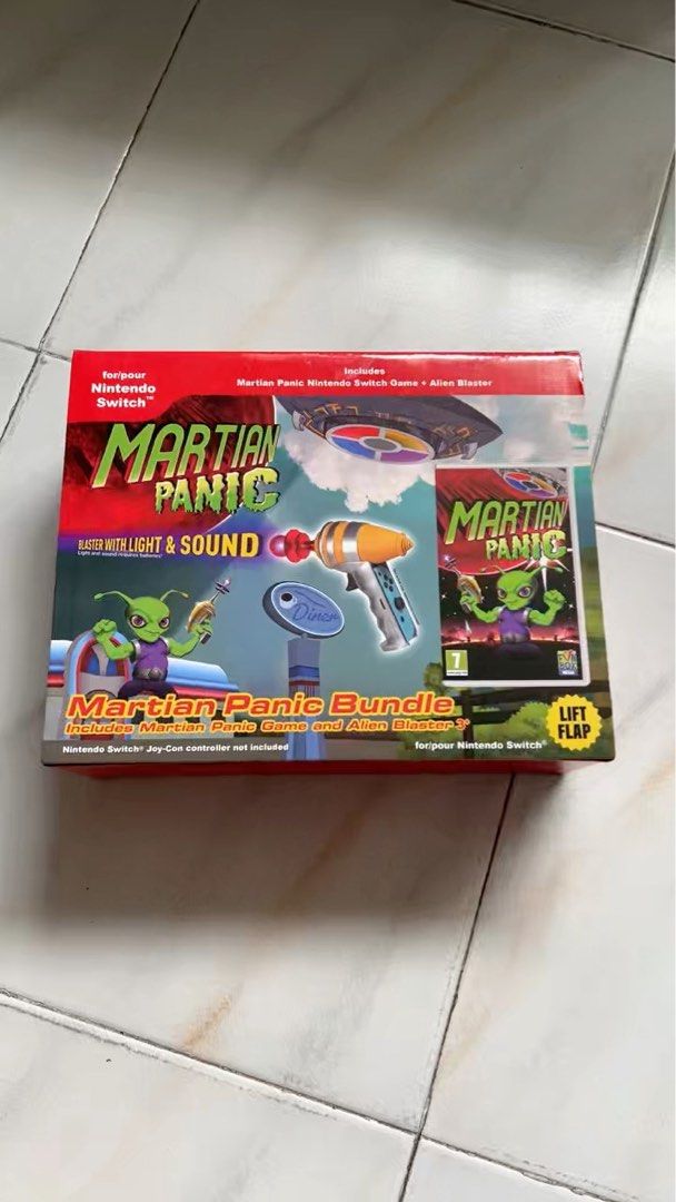 Martian Panic Nintendo Switch Game Bundle628630857145621111