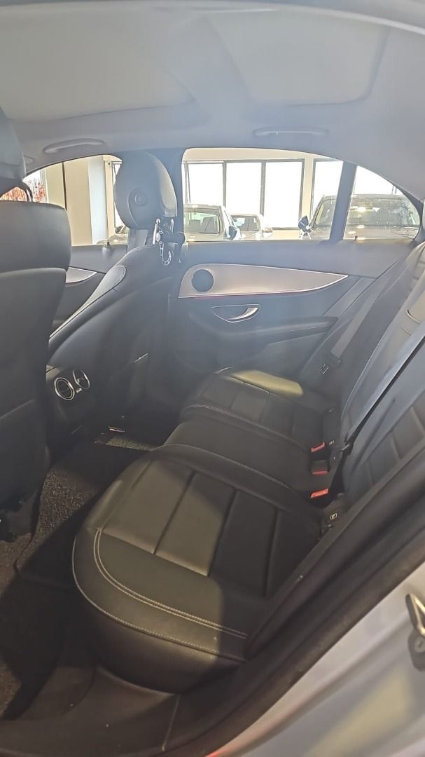 Mercedes E220D (DIESEL) Twin Roof62887424918659113