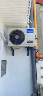 MIDEA CELEST SPLIT TYPE AIRCON FREE INSTALLATION