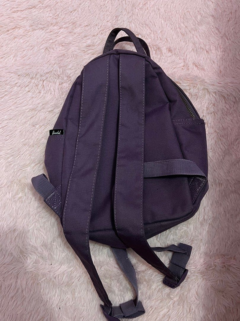 Original Herschel 9L Nova Backpack (Category: Backpacks) located in Quezon City. Submitted by junieveeee (Listing ID 1365010176, Image 3). Description: Original Herschel 9L Nova Backpack for only 1,500 lp ‼️ Can fit ipad mini and long wallet Loc near fishermall quezon ave Rfs for decluttering purposes.