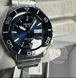 (Category: ) located in . Submitted by watchwagon.com (Listing ID 1365038137, Image 1). Description: .