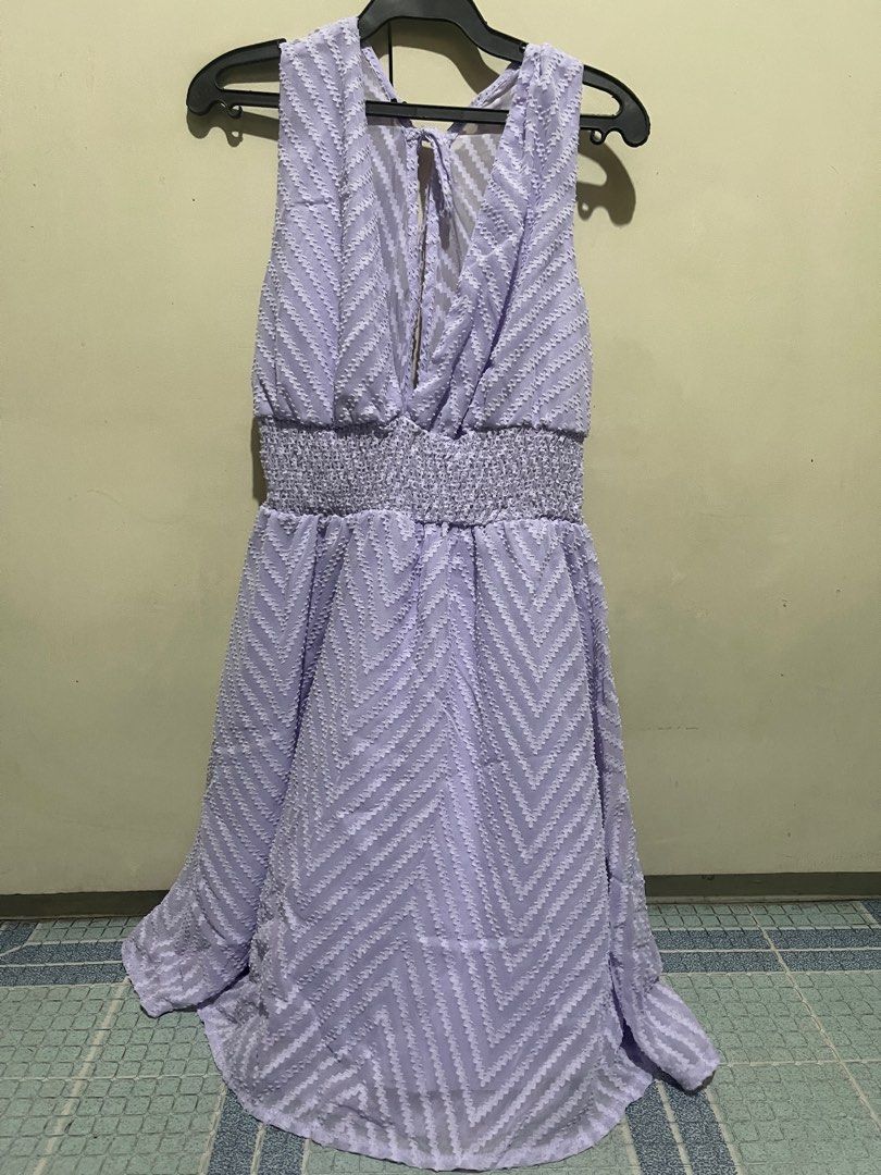 Summer Dress (Category: Dresses) located in Manila. Submitted by declutter_mnr (Listing ID 1365095728, Image 1). Description: Used once Buyer will shoulder delivery via Grab/Lalamove Meet up every weekend only Sm San Lazaro/SM Manila.