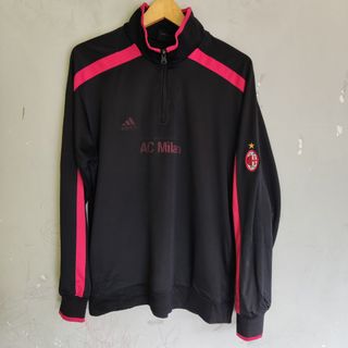(Kategori: ) berada di . Dikirim oleh vancelebes.thrift (ID iklan 1364962459, Gambar 1). Deskripsi: .