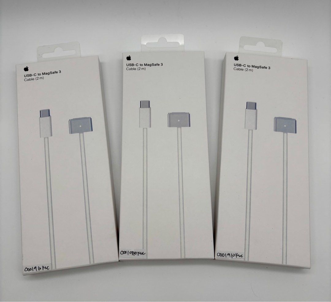 USB-C to MAGSAFE 3 CABLE (2 Meters) (Category: Chargers) located in Makati City. Submitted by jc.cuerdo (Listing ID 1364967868, Image 1). Description: .